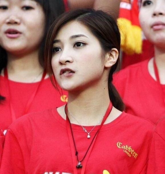 沈腾：我们拍第一场戏的时候，我的台词就有一句：“这太梦幻了”。